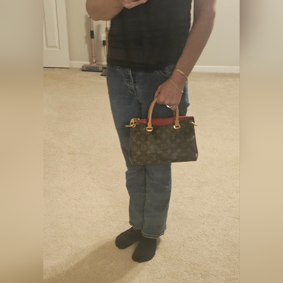 Louis Vuitton Pallas Monogram Canvas with Red Leather Trim - Picture 9 of 16